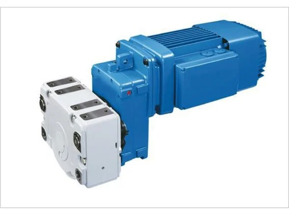 Compact wheel block coupled to a geared motor